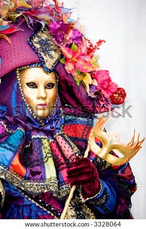 A woman in costume at the Venice Carnival (6)