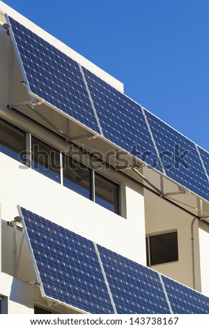 Adjustable solar panel installation on luxury home