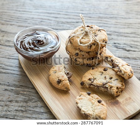 Cookies with chocolate cream and hazelnuts
