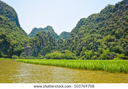 Background Vietnam