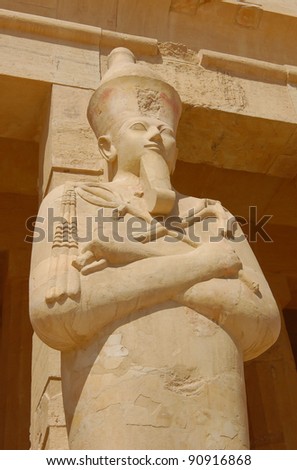 Close up of statue of Hatshepsut at Hatshepsut temple, Egypt