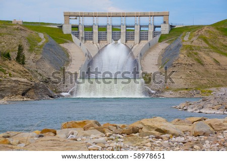 The Oldman hydro power dam in Alberta, Canada