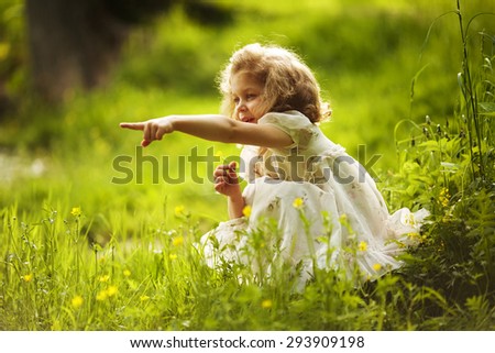 Girl with a yellow flower indicates somewhere hand