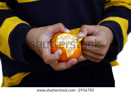 Eating an orange is healthy eating habit