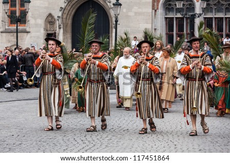 BRUGES, BELGIUM - MAY 17: Annual Procession of the Holy Blood on Ascension Day. Locals perform  dramatizations of Bible events - Entrance of Lord in Jerusalem. May 17, 2012 in Bruges (Brugge), Belgium