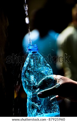 Filling water bottle in Firenze
