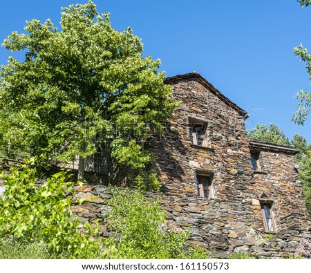 Parc des Cevennes (Gard, Languedoc-Roussillon, France): old typical house, exterior