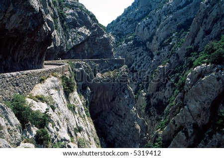 Gorges de Galamus (Midi - Pyrénées, Southern France) - Very narrow and deep canyon