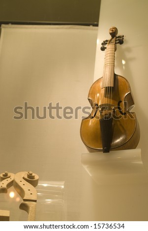 Cremona (Lombardy, Italy) - Shop window of a maker of stringed instruments