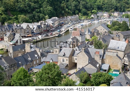 Lanvallay / Dinan (Cotes-d\'Armor, Brittany, France) - Ancient town on the river near Dinan
