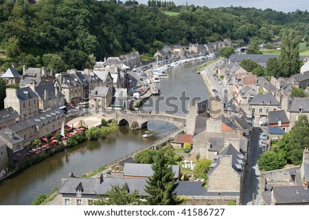 Lanvallay / Dinan (Cotes-d\'Armor, Brittany, France) - Ancient town on the river near Dinan