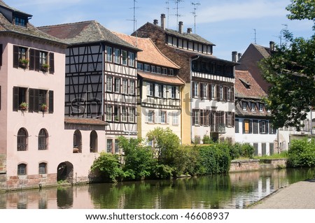 Strasbourg (Bas-Rhin, Alsace) - Old houses on the river, Petite France