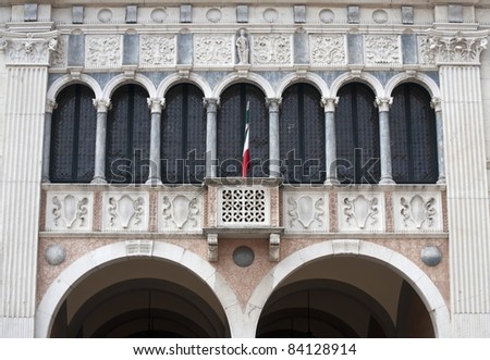 Brescia (Lombardy, Italy), Historic building in Loggia Square, arcades