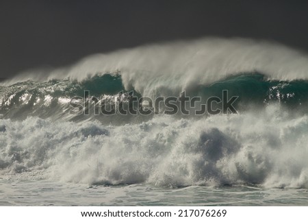 huge waves (La Palma)