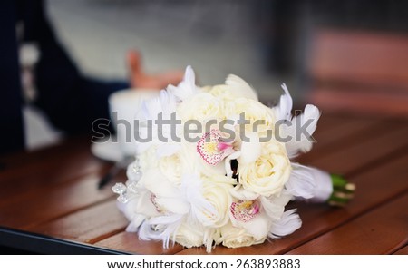 wedding bouqet of flowers on the desk