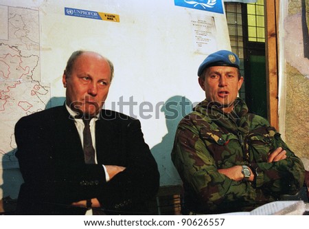 SARAJEVO, BOSNIA - FEB 8: British army general Sir Michael Rose, right, the commander of United Nations forces in Bosnia (UNPROFOR), speaks during a  press briefing on Tuesday, February 8, 1994 in Sarajevo, Bosnia.