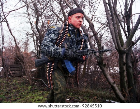 N CHECHNYA - JAN 4: Russian army special forces (OMON) on patrol in northern Chechnya on Wednesday, January 4, 1995