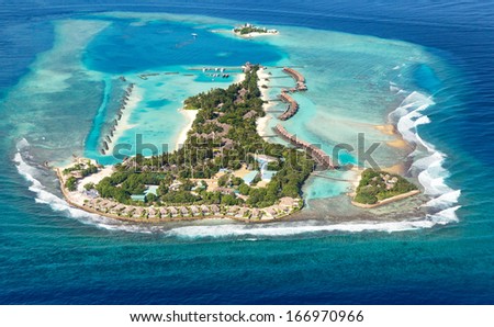 One of sea island located in Maldives in area of north atoll