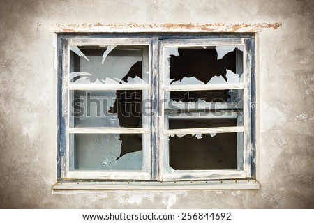 Broken Window with focus to Window