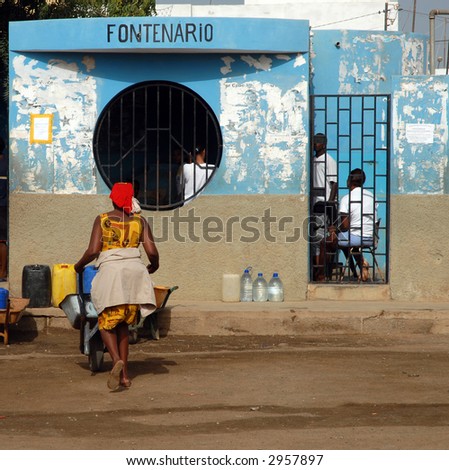 Water supply in Cape Verde : public fountain