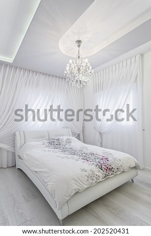 Modern luxury bedroom  /  Luxury Hotel Room