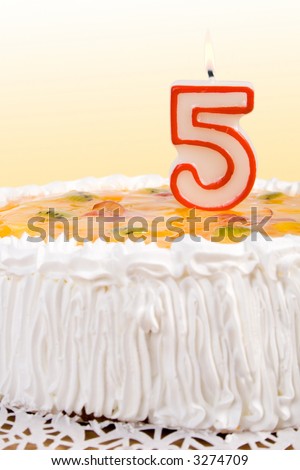 Birthday cake celebrating five years