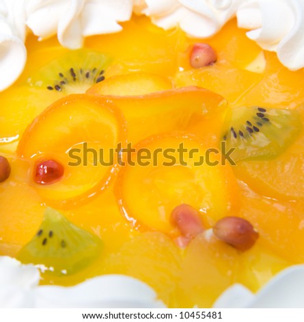 Close-up tasty cake with fruit