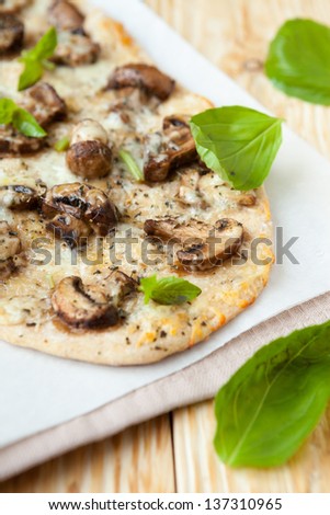pita bread with mushrooms and mozzarella, food