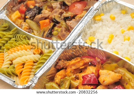 ready meal in aluminium containers