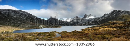 Panorama or Tasmania\'s Cradle Mountain and Dove Lake