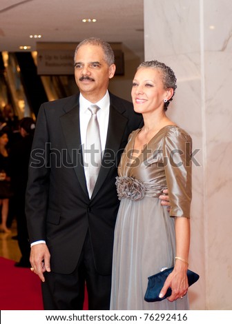WASHINGTON - APRIL 30: Attorney General Eric Holder and wife Sharon Malone arrive at the White House Correspondents Dinner April 30, 2011 in Washington, D.C.