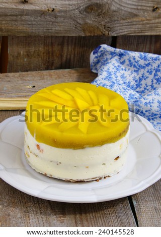mango mousse cake