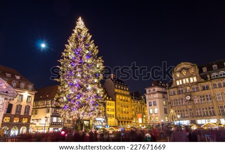 Christmas tree at Place Kleber in Strasbourg, 