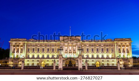 Buckingham Palace in the evening - London, England