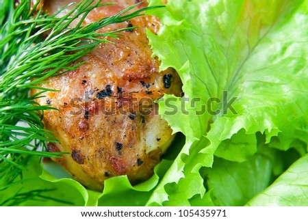 Fried chicken with fresh fennel and salad.