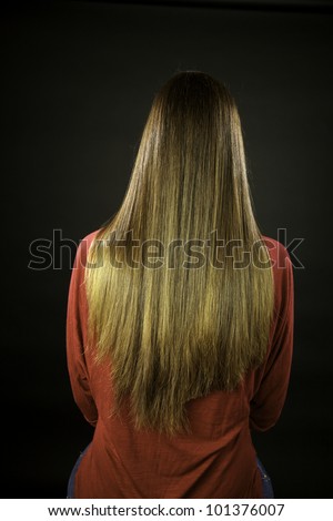 long hair after halfway beeing cut with split ends