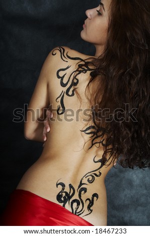 Drawing on a female body