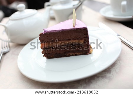 White plate with cake in the cafe