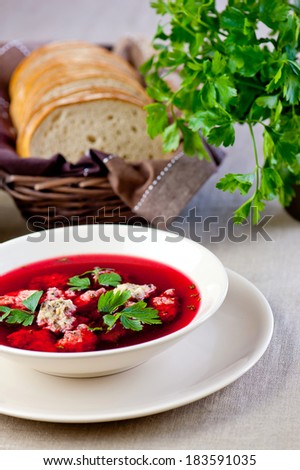 [Obrazek: stock-photo-plate-of-red-borscht-bread-a...591035.jpg]