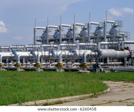 Gas industry, gas injection, storage and extraction from underground storage facilities, natural gas