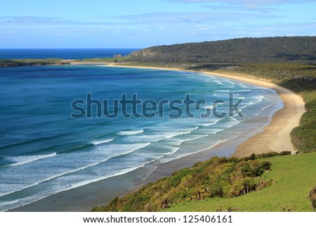 Stunning view of the Pacific Ocean and a beach in beautiful Catlins area, Southland, New Zealand
