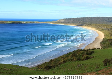Stunning view of the Pacific Ocean and a beach in beautiful Catlins area, Southland, New Zealand