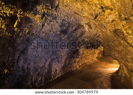 Inside the tunnel of Thurston Lava Tube in Hawaii Volcanoes National Park
