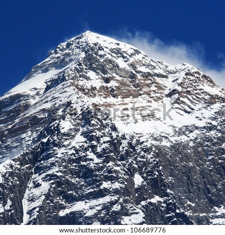 World's highest mountain, Mt Everest (8850m) in the Himalaya, Nepal.