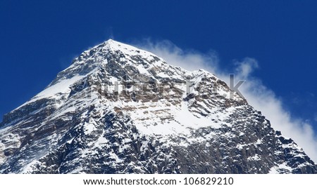 World\'s highest mountain, Mt Everest (8850m) in the Himalayas, Nepal.