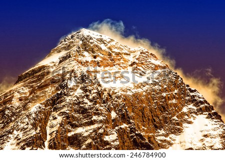 World's highest mountain, Mt Everest (8850m) in the Himalaya, Nepal.