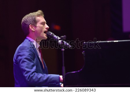 NOVOSIBIRSK, RUSSIA - OCTOBER 23, 2014: English jazz singer Anthony Strong at the piano during Sib Jazz Fest. The festival took place on October 23-25