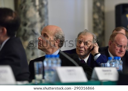 ST. PETERSBURG, RUSSIA - JUNE 22, 2015: Nobel Prize Laureates Roger Kornberg (left) and Zhores Alferov during Saint Petersburg scientific forum \