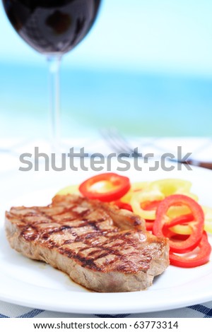 Beef steak with pepper and red wine