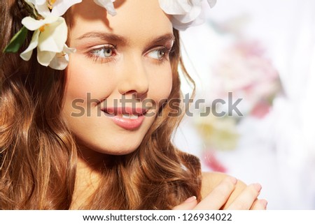 Close-up image of a girl with fair complexion and natural make-up